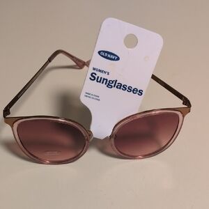 Old‎ Navy Pink Women's Sunglasses